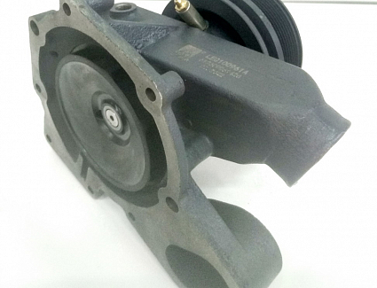 Насос водяной WP10 WP12 WD618 Е3 под ручейковый ремень (LEO Trade) LEO100961A