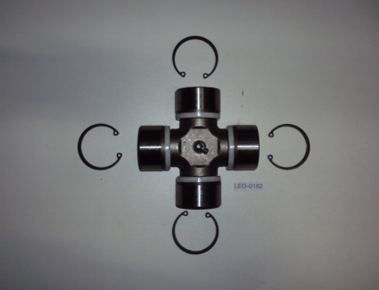 Крестовина вала карданного (52x133,3мм) со стопорными кольцами (LEO Trade) LEO700021A